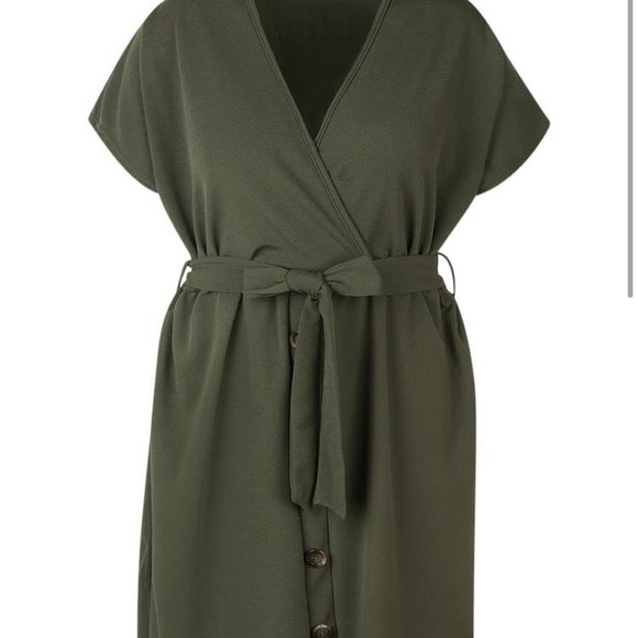 Plus Belted Button Midi Dress - Picture 4 of 4